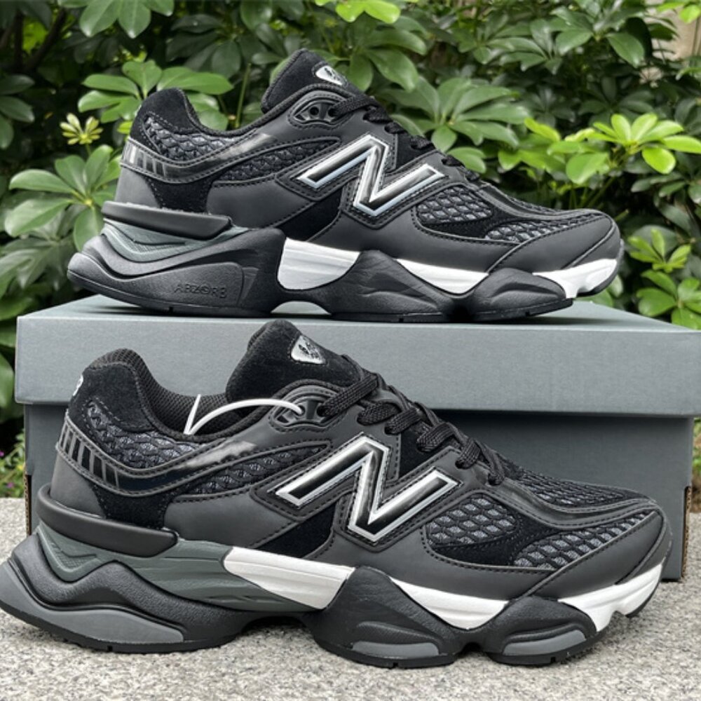 New Balance Shoe Palace Black Silver  Men's sneakers
